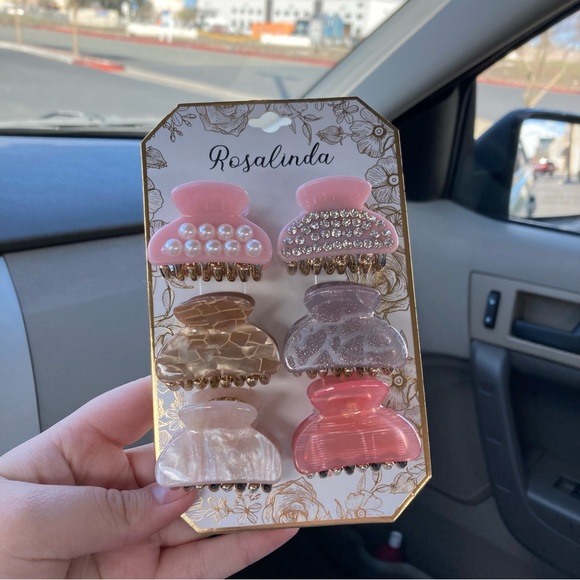 Hair Clips - Picture 6 of 6